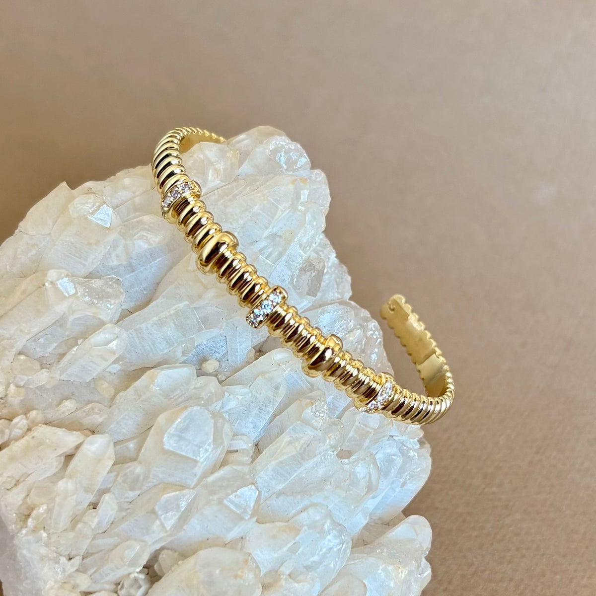Elyant | Gold Plated Bangle