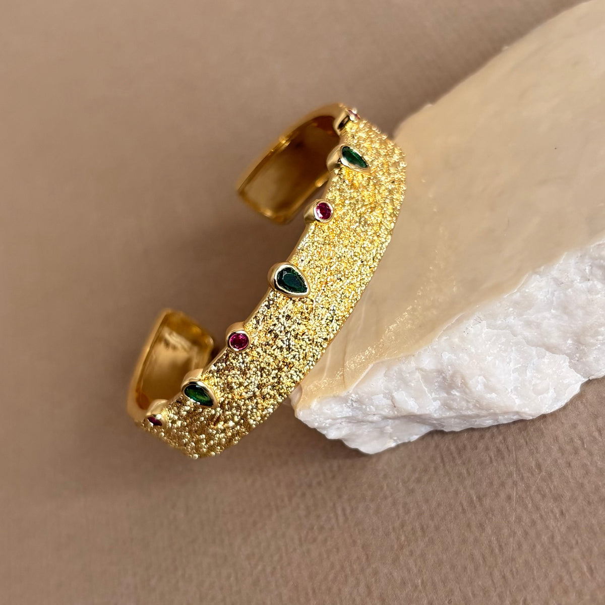 Porellia | Gold Plated Bangle