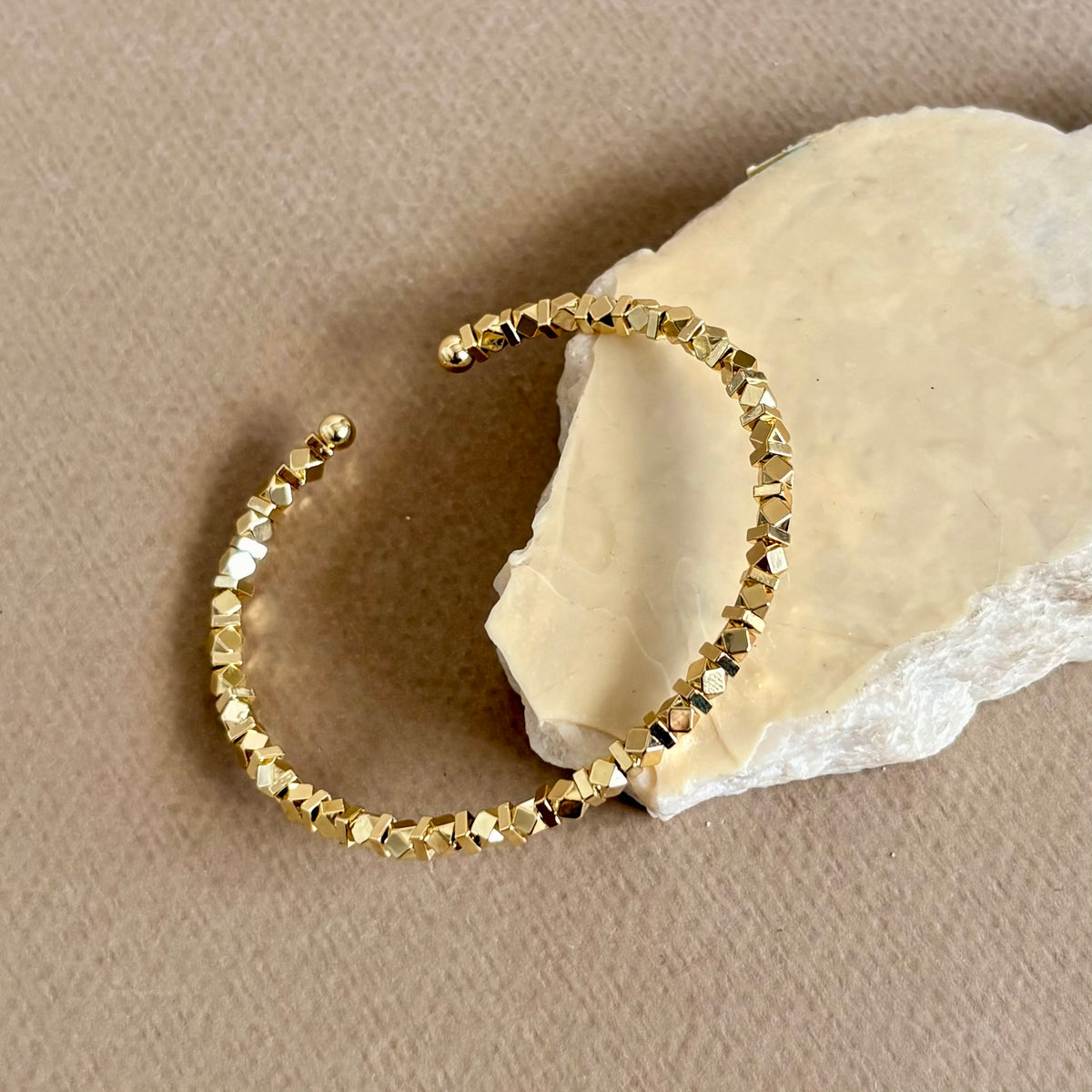 Korin | Gold Plates Bangle