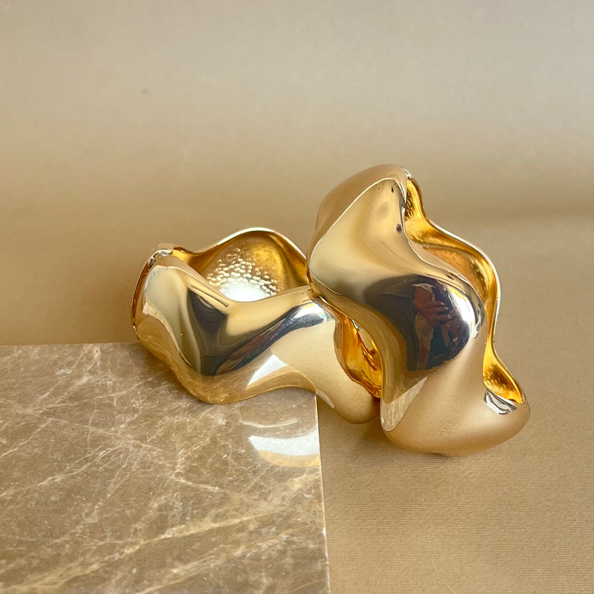 Ondulando 11 | Gold Plated Bangle