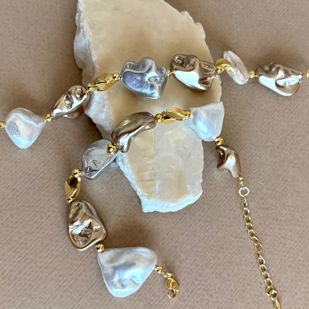 Signature 08 | Natural Pearl Bracelet
