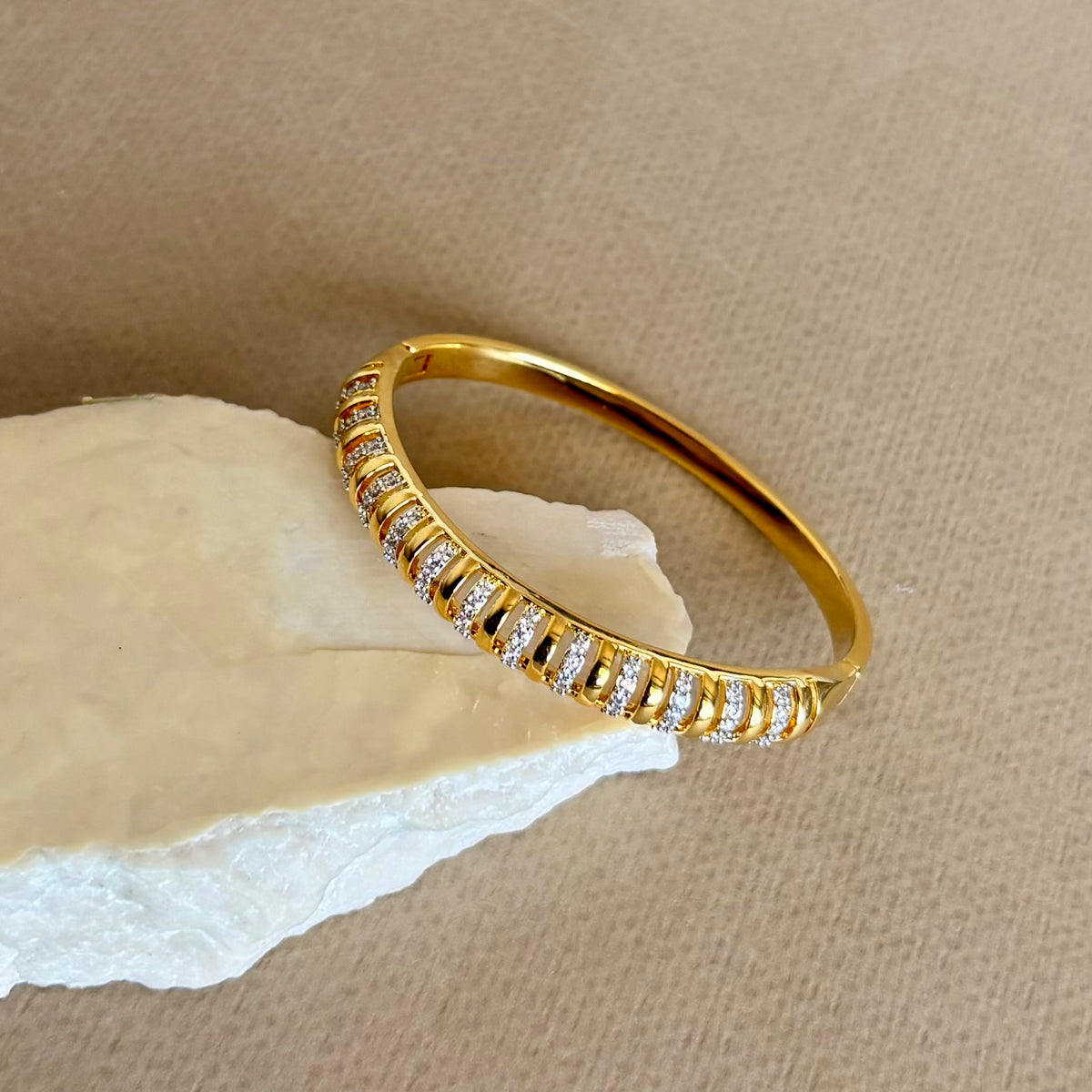 Javinae | Gold Plated Bangle