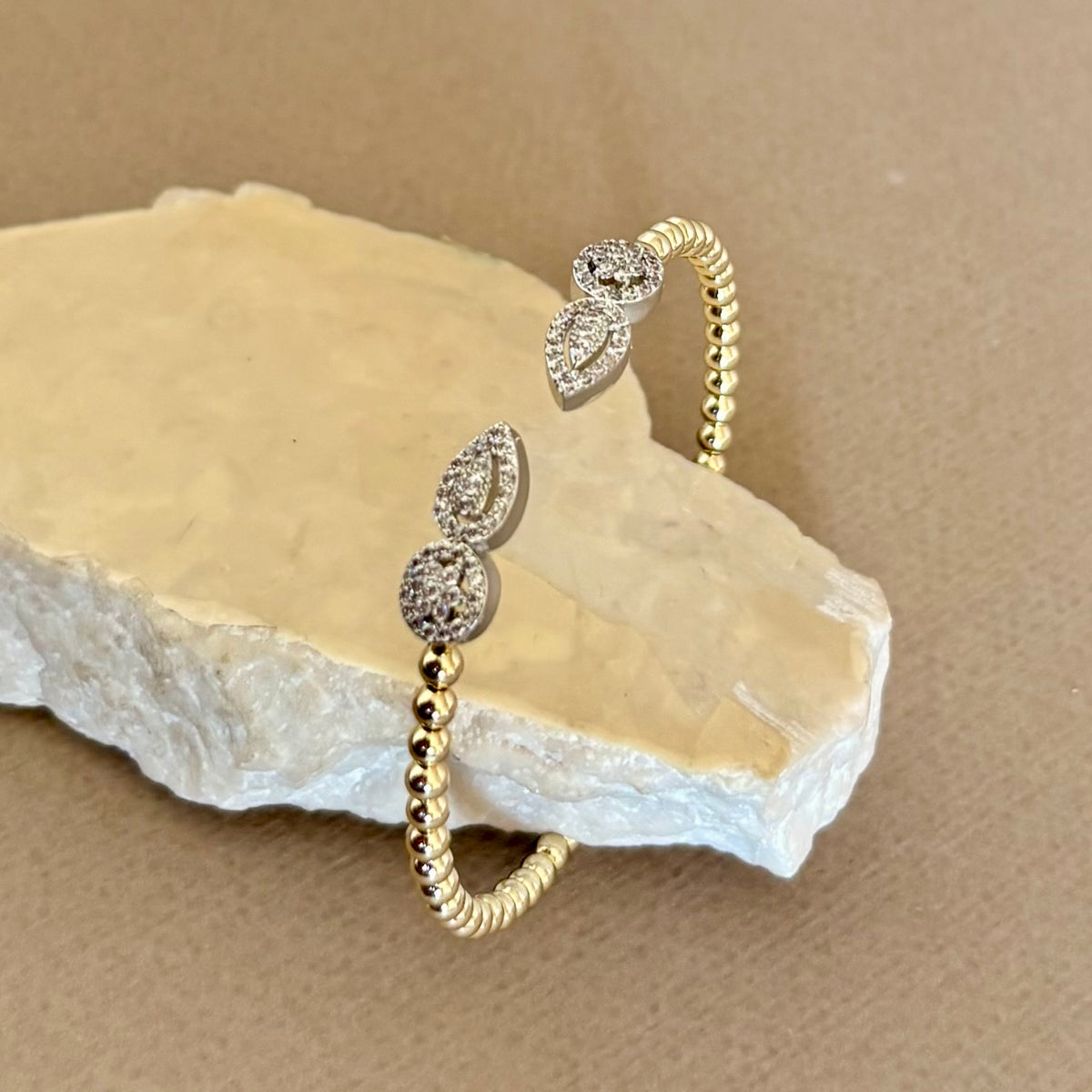 Sinal 02 | Gold Plated Bangle