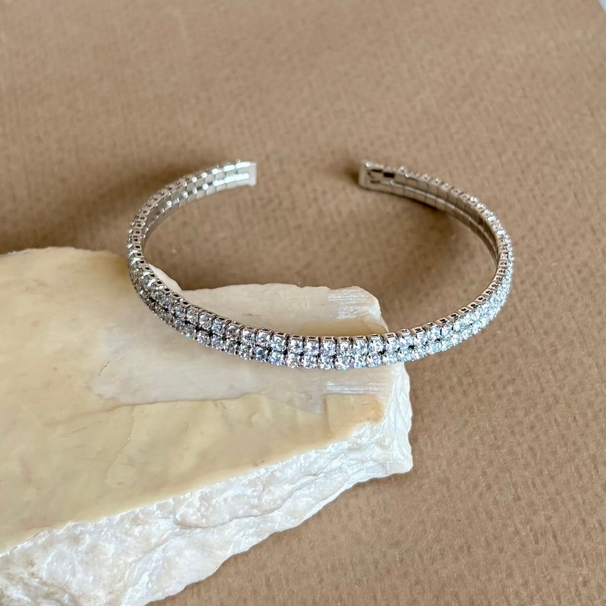 Zorique 03 | White Gold Plated Bangle