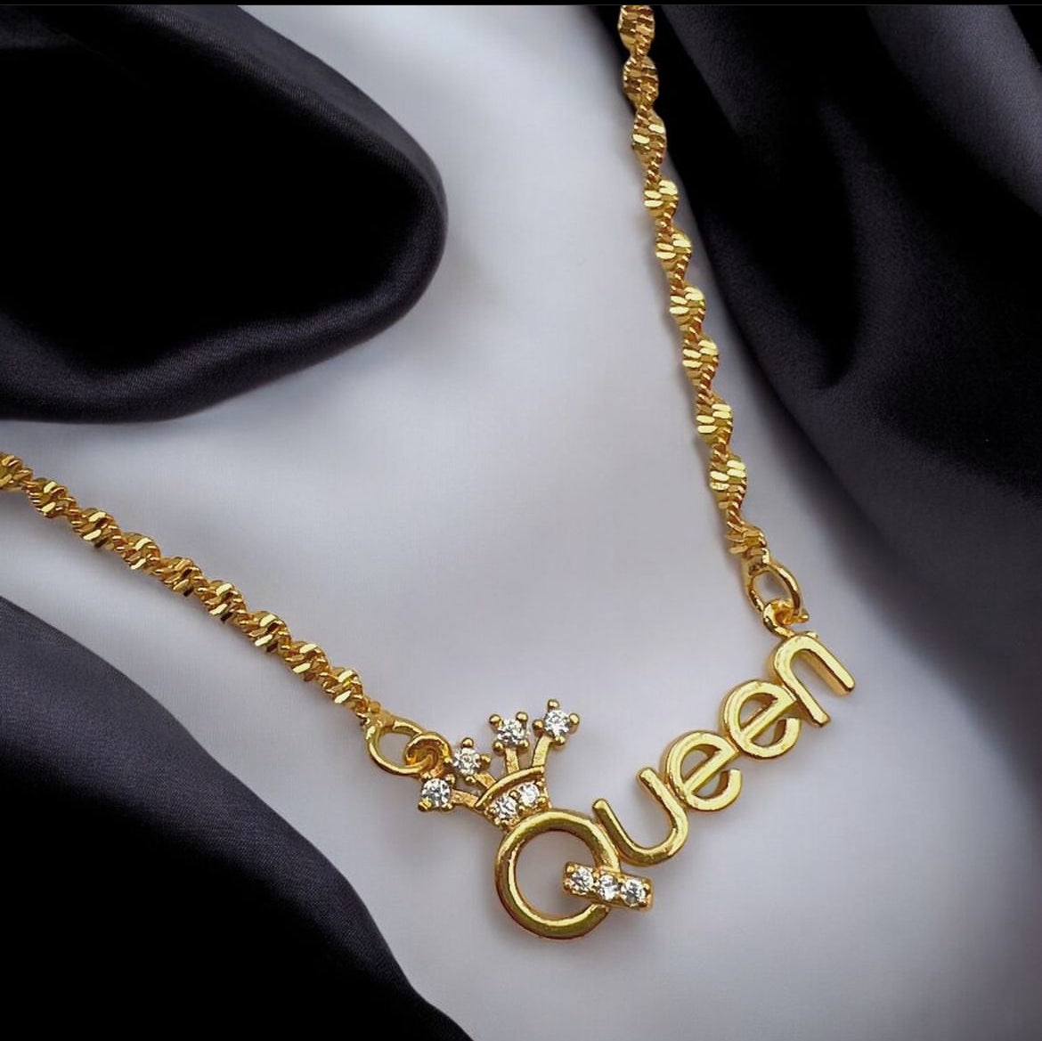 Queen | 18K Gold Plated Necklace