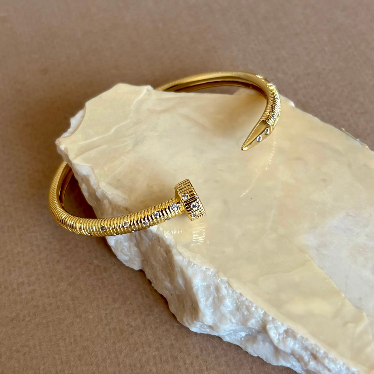 Crystal Chyodo 03 | Gold Plated Bangle