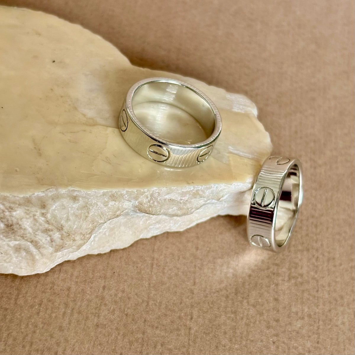 Blinky 03 | White Gold Plated Ring