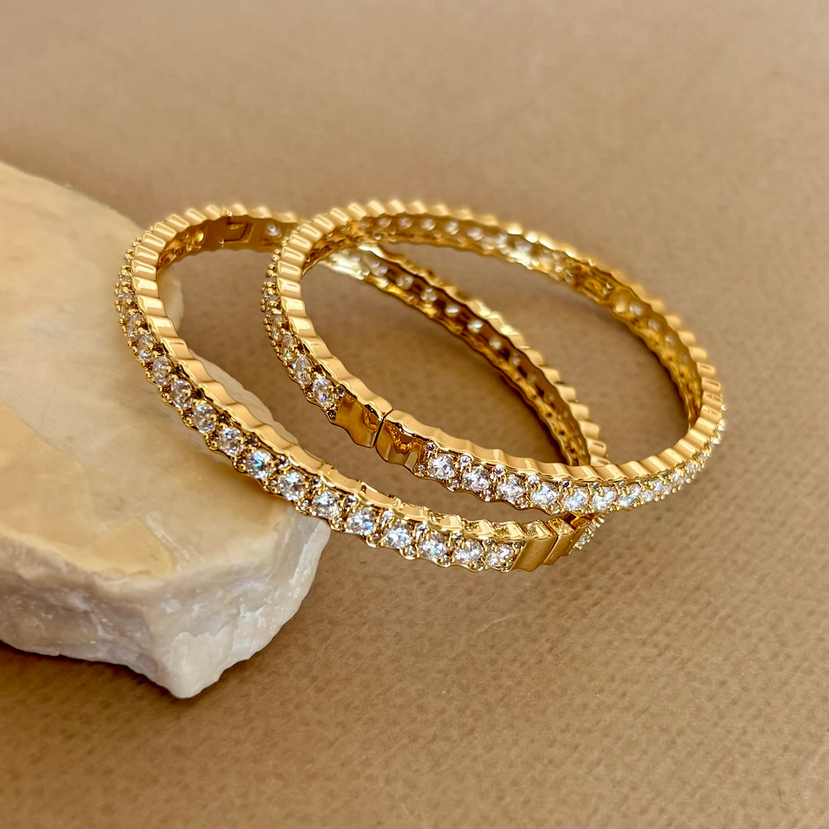 Vexa 02 | Gold Plated Bangle