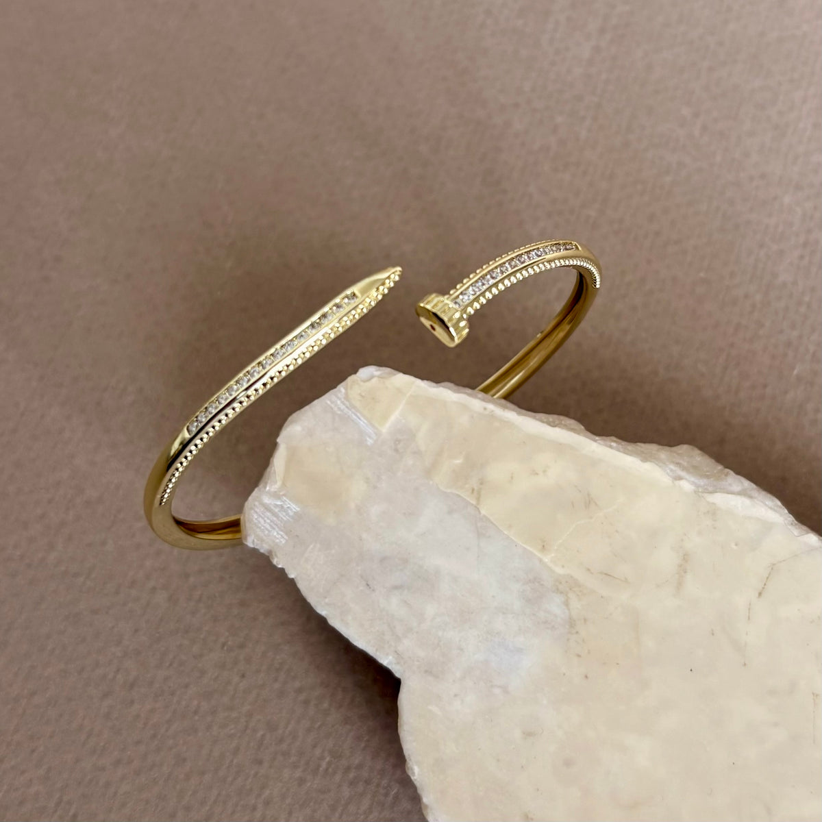 Valmirel | Gold Plated Bangle
