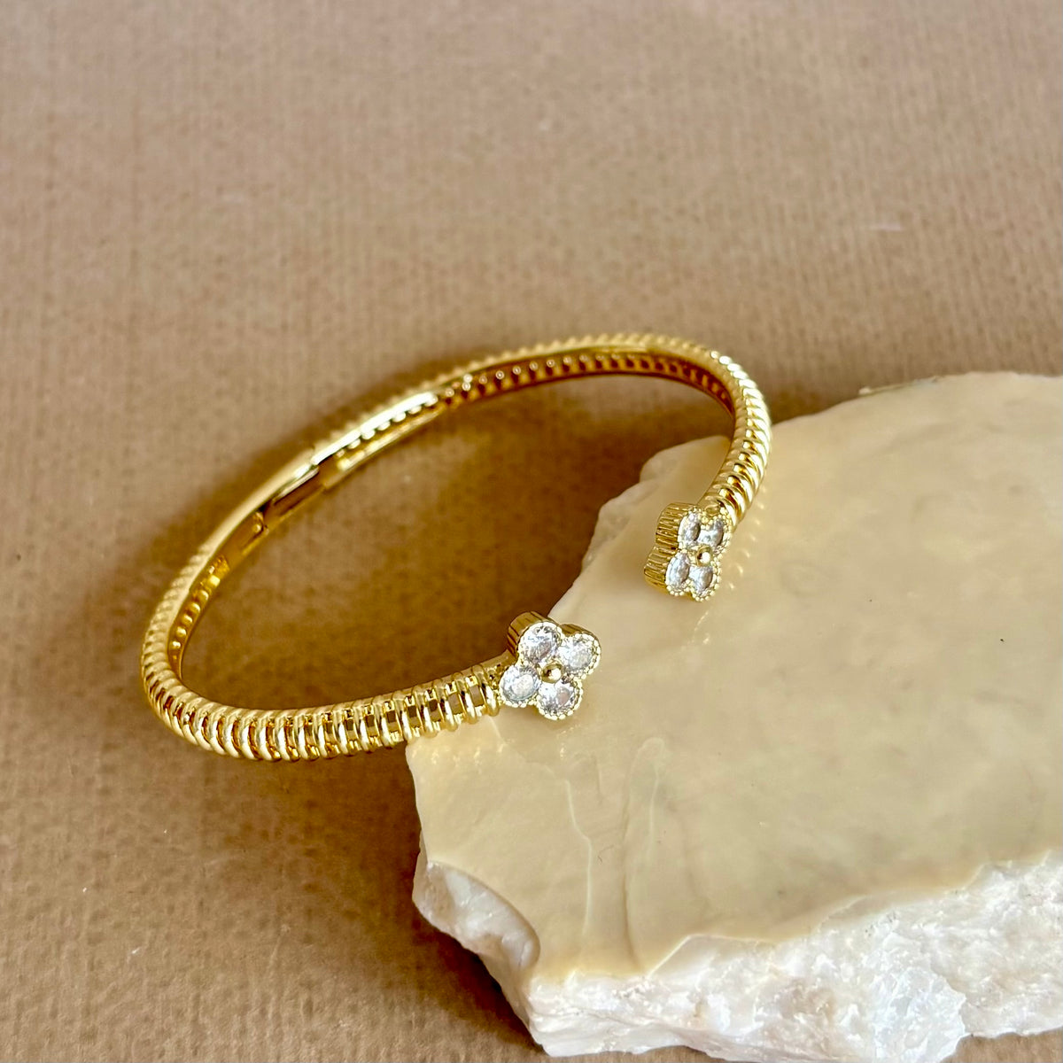 Dorevian | Gold Plated Bangle