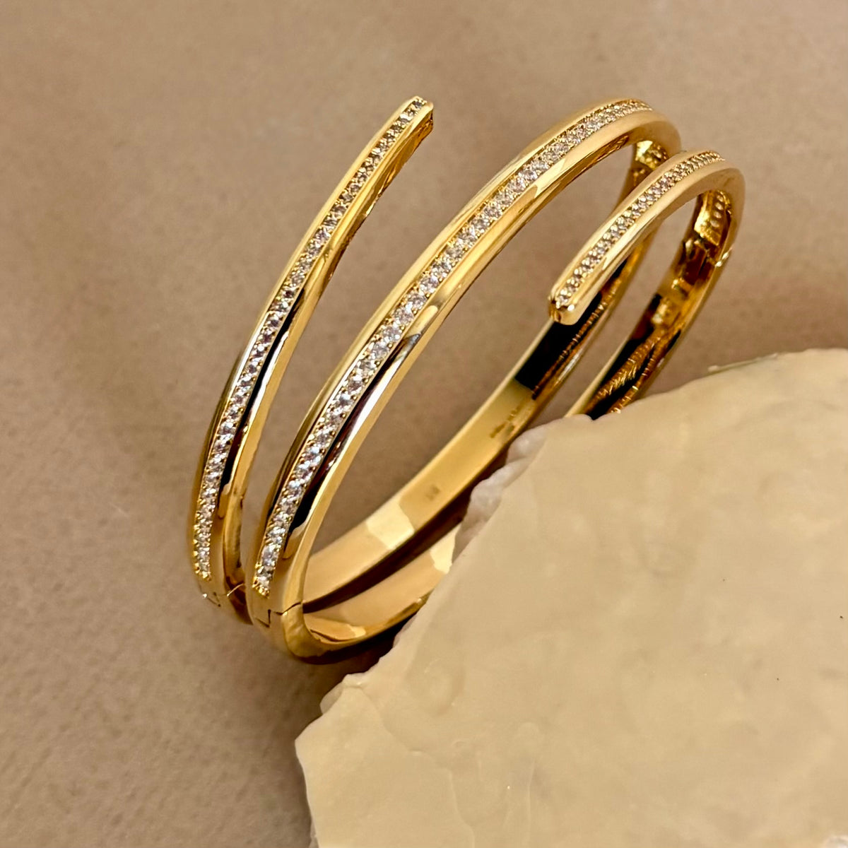 Belvique | Gold Plated Bangle