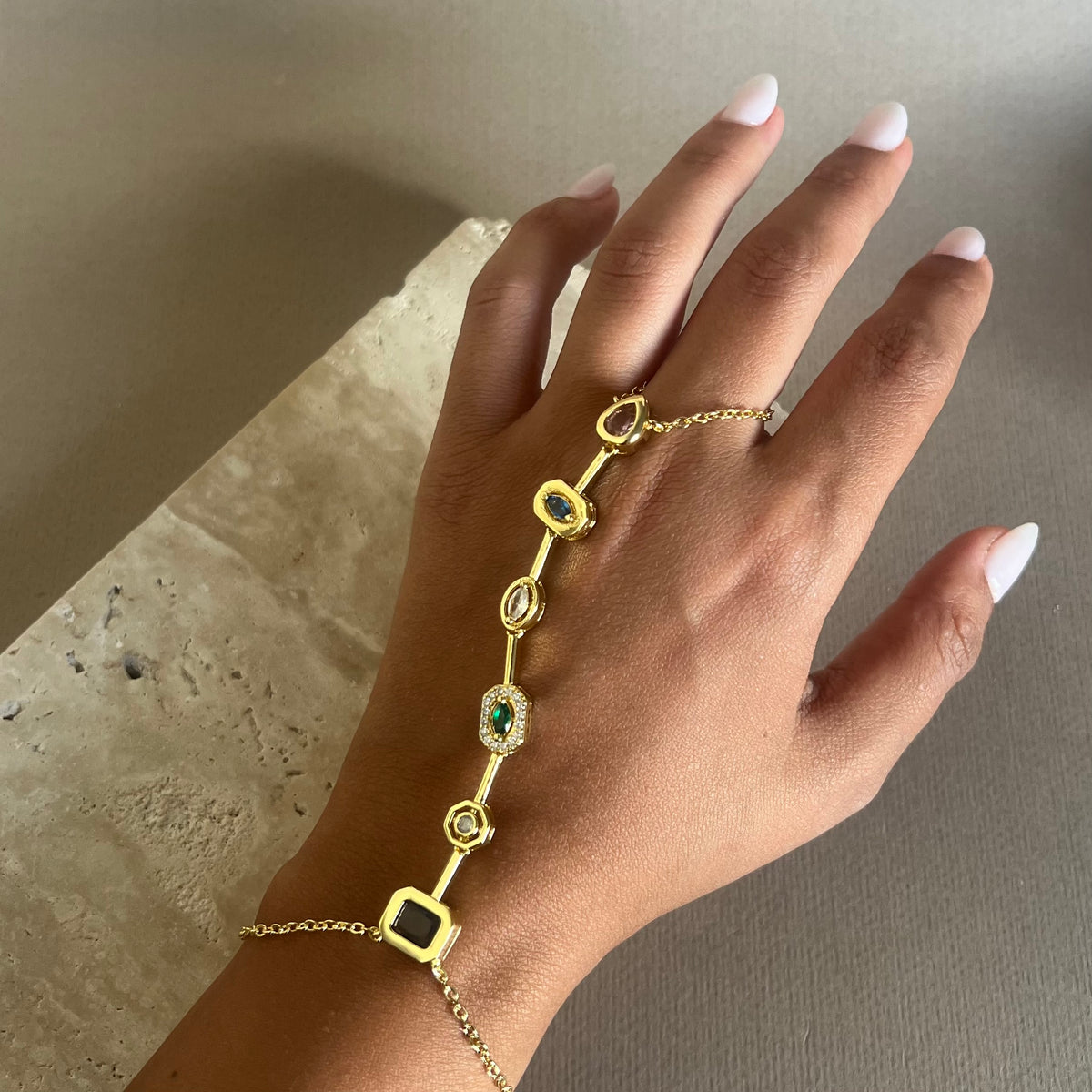 Selor | Gold Plated Hand Chain - Bracelet