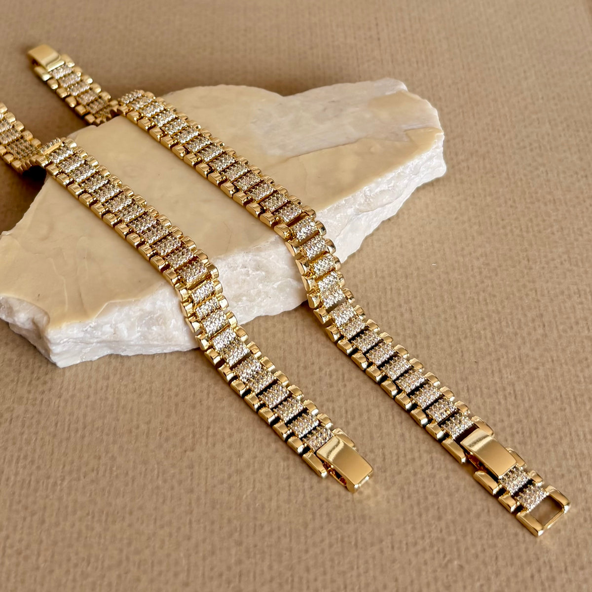 Azune | Gold Plated Bracelet
