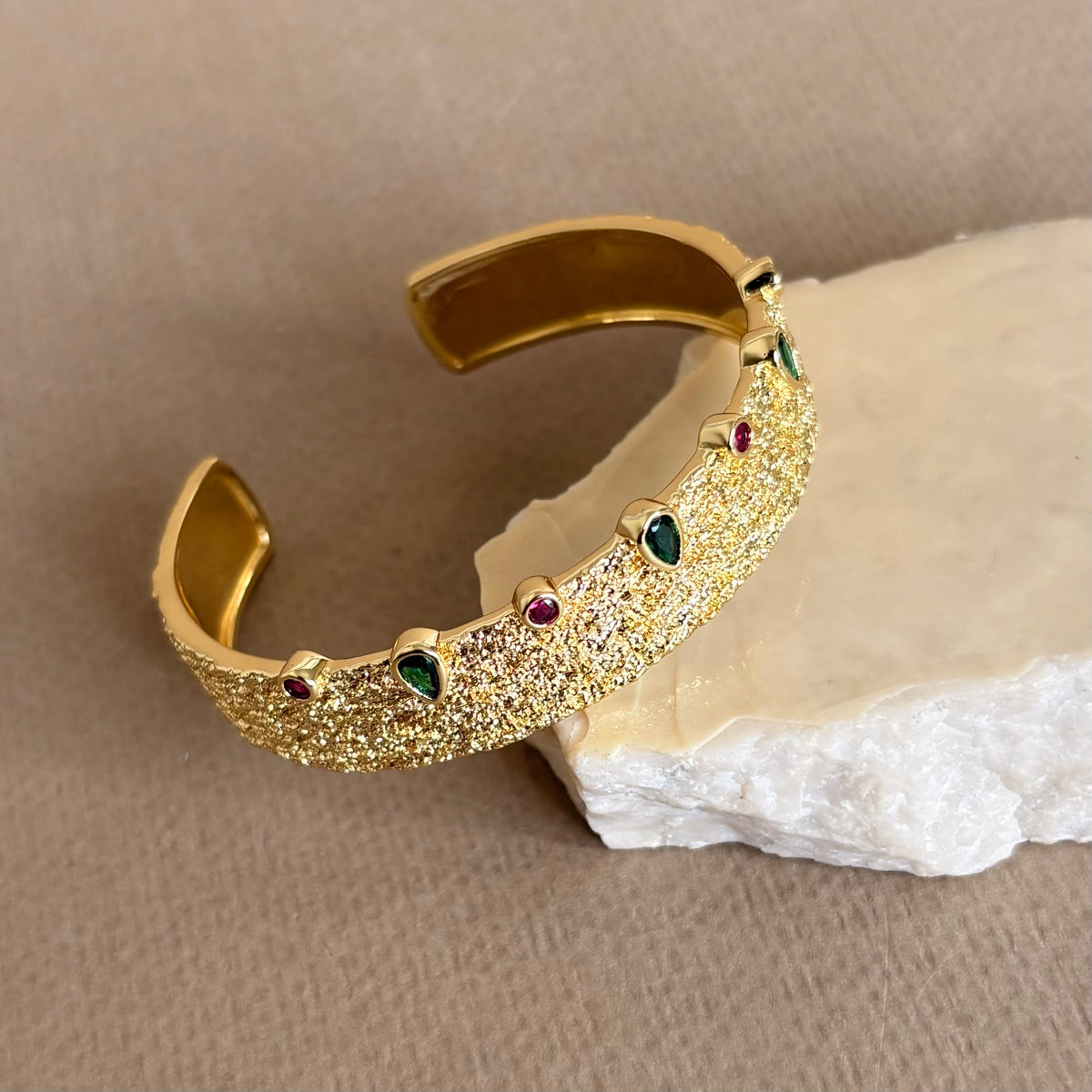 Porellia | Gold Plated Bangle