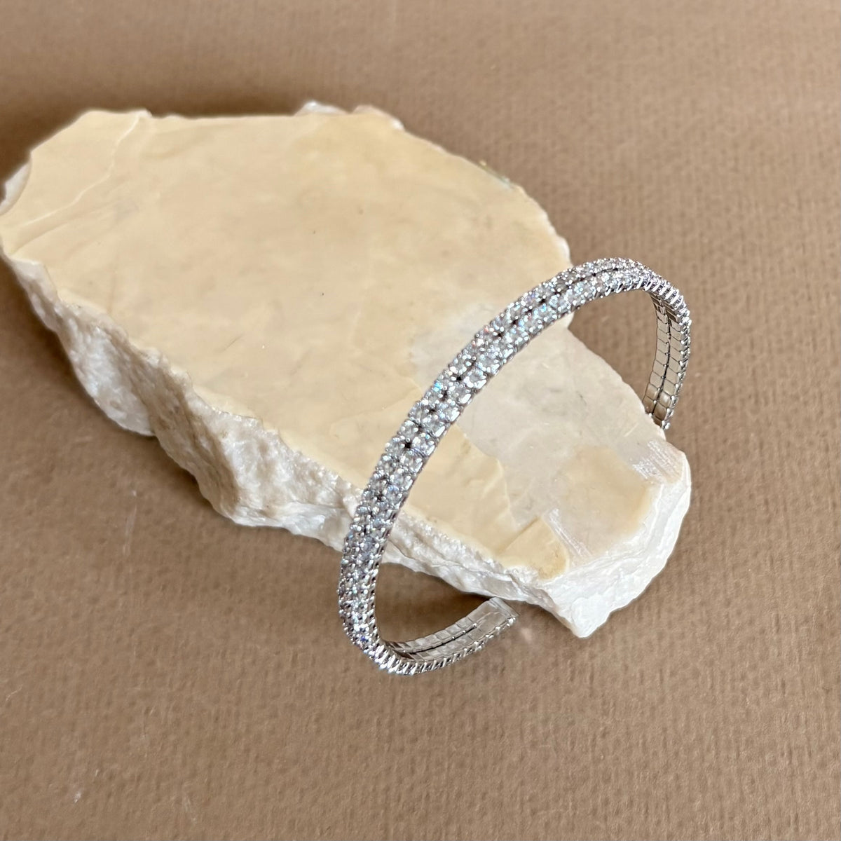 Zorique 03 | White Gold Plated Bangle