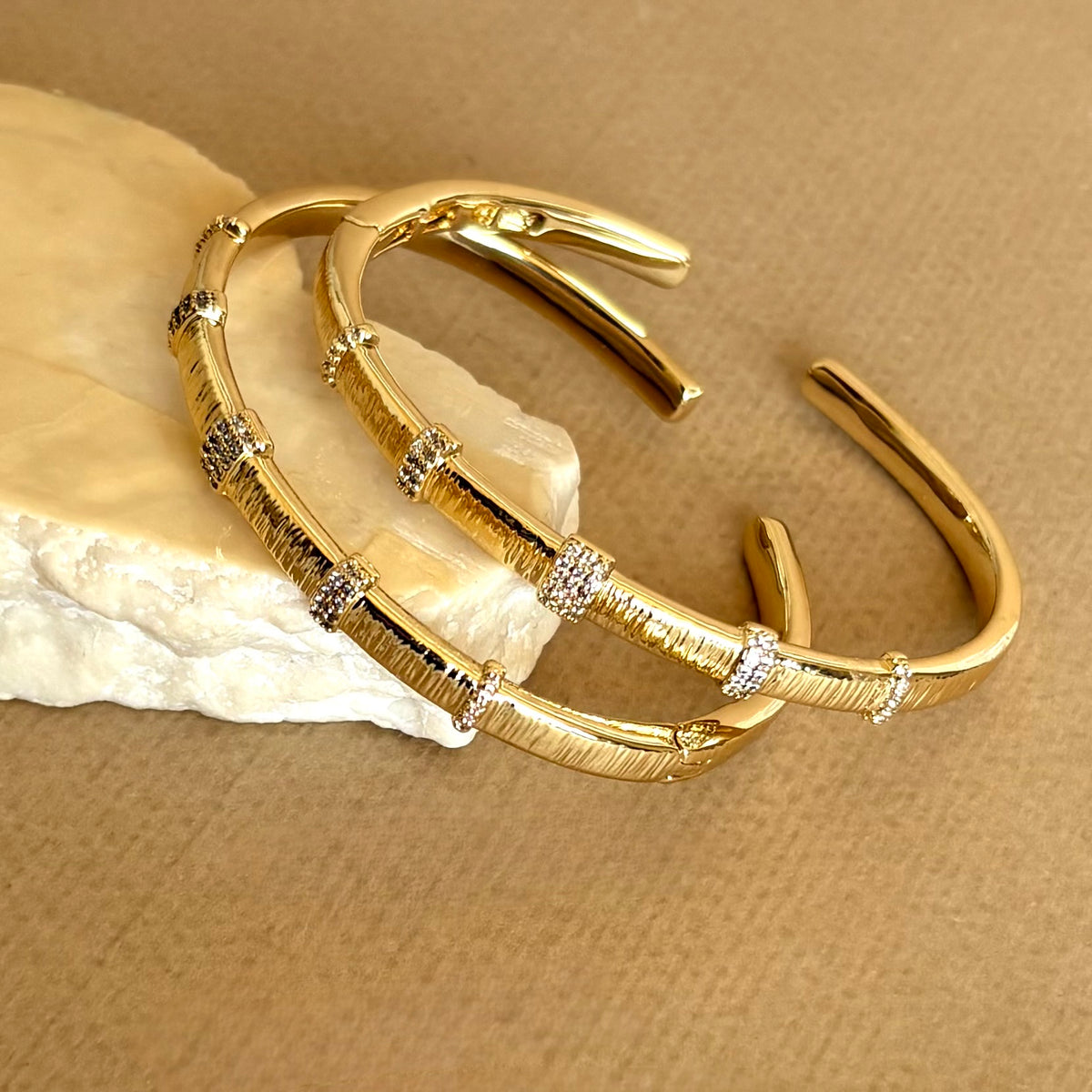 Rivena | Gold Plated Bangle