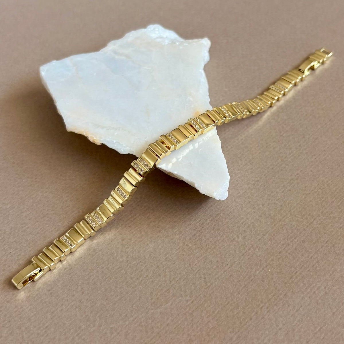 Yango 06 | Gold Plated Bracelet