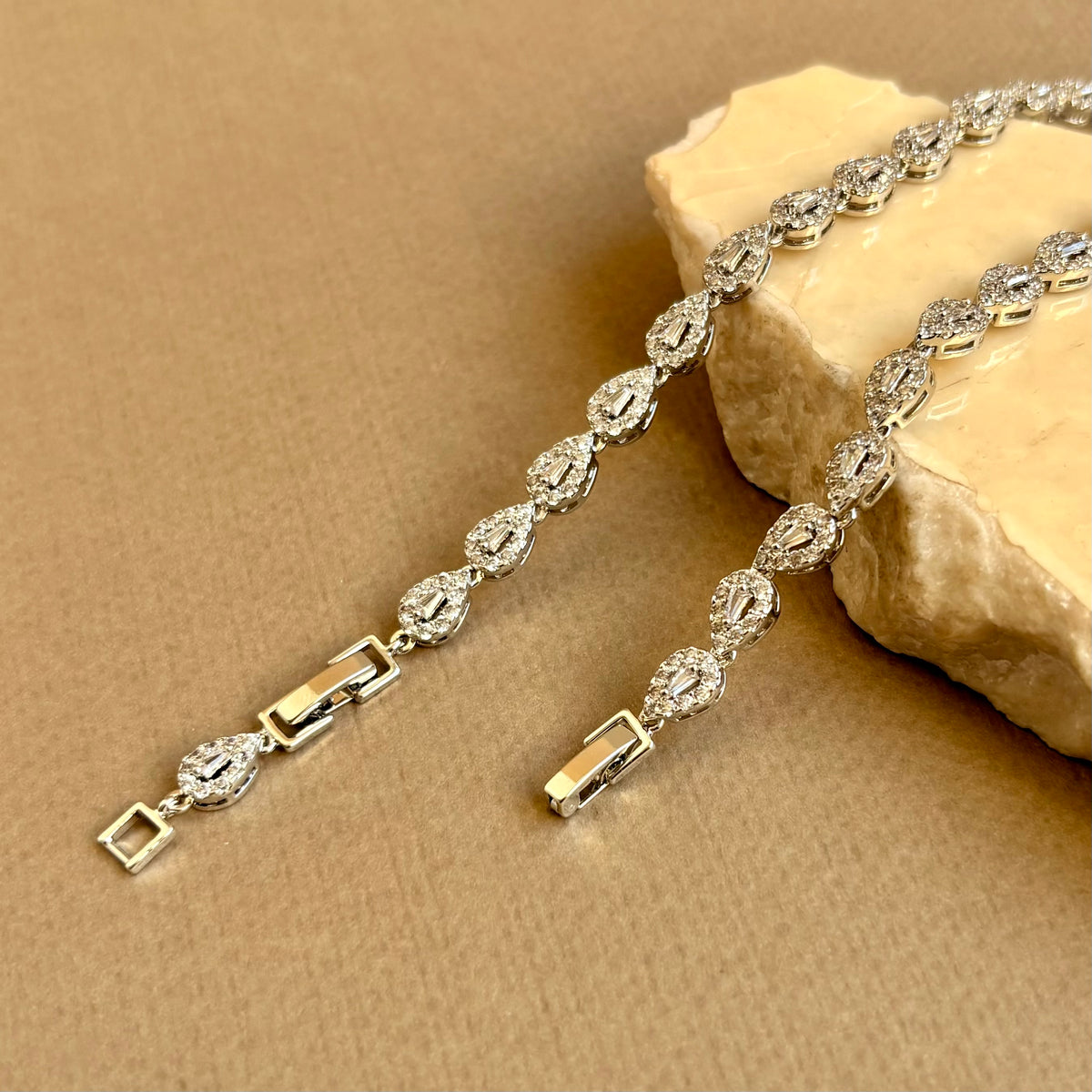 Jorelia | Gold Plated Bracelet