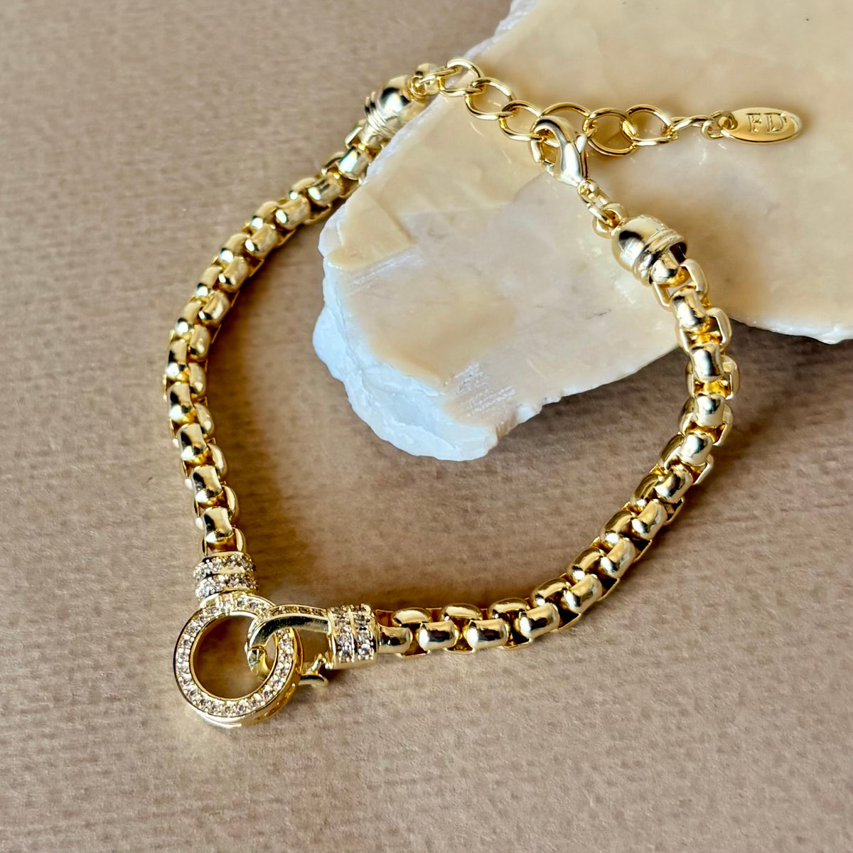 Camelleo | Gold Plated Bracelet