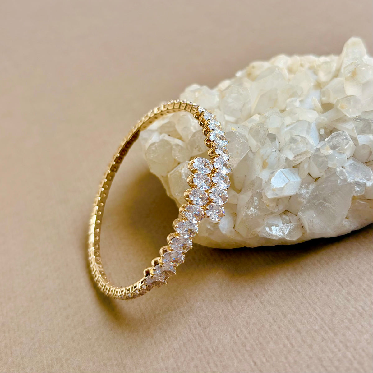 Belora | Gold Plated Bangle