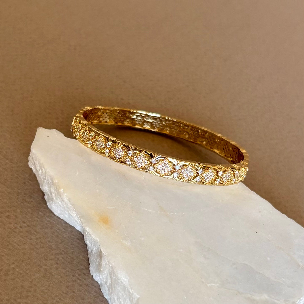 Crovik | Gold Plated Bangle