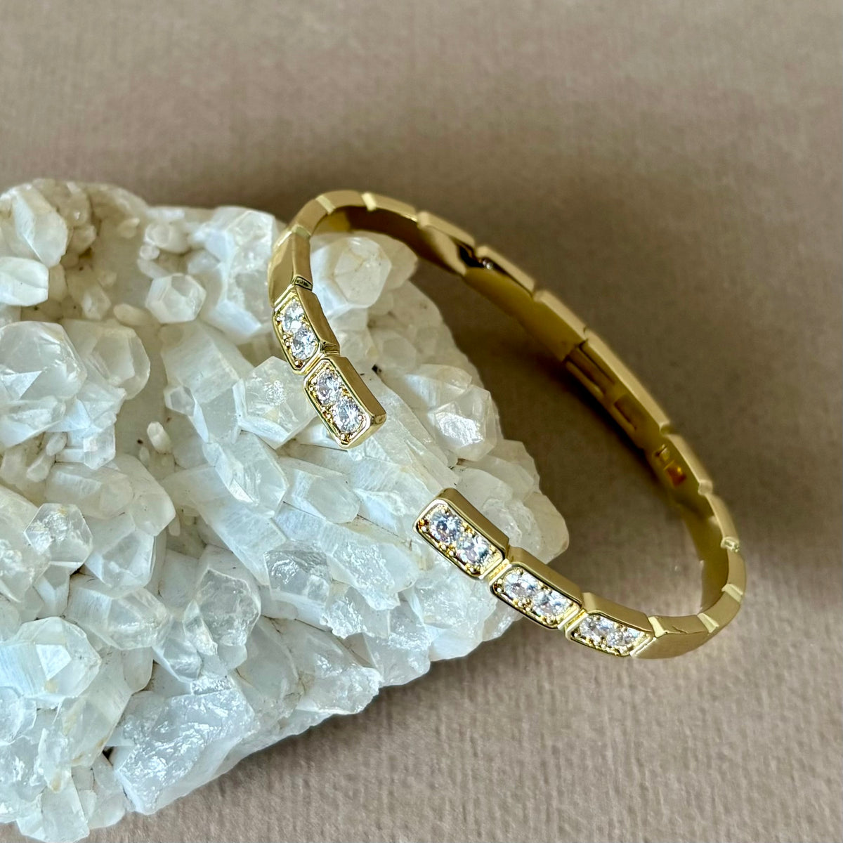 Theline | Gold Plated Bangle