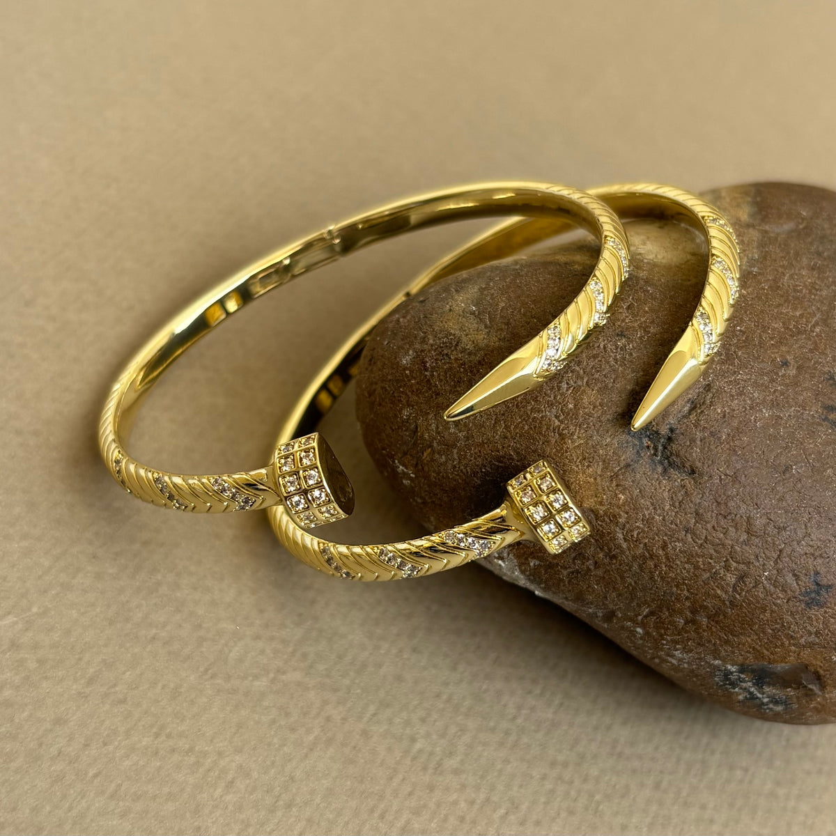 Chyodo 08 | Gold Plated Bangle