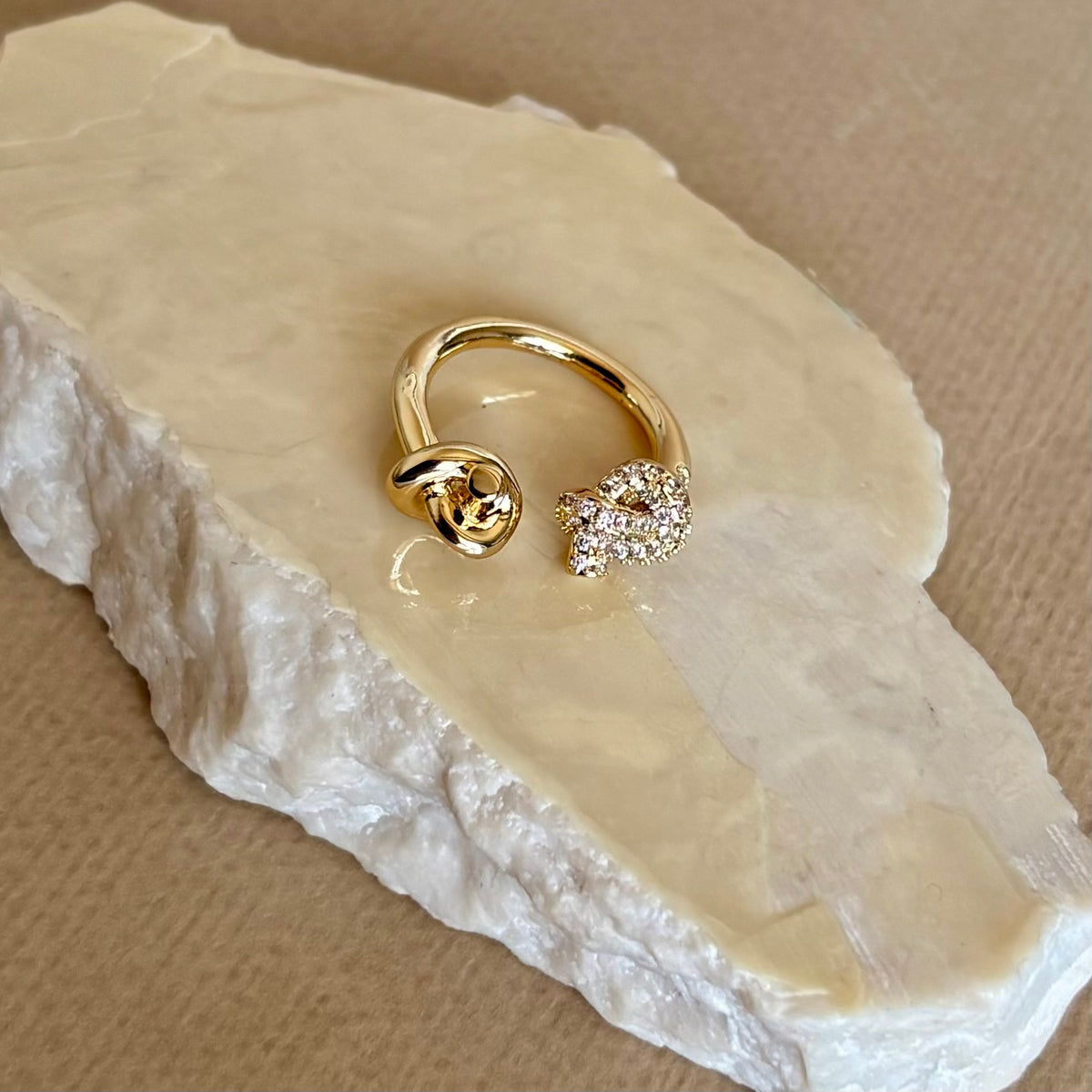 Novirae | Gold Plated Ring