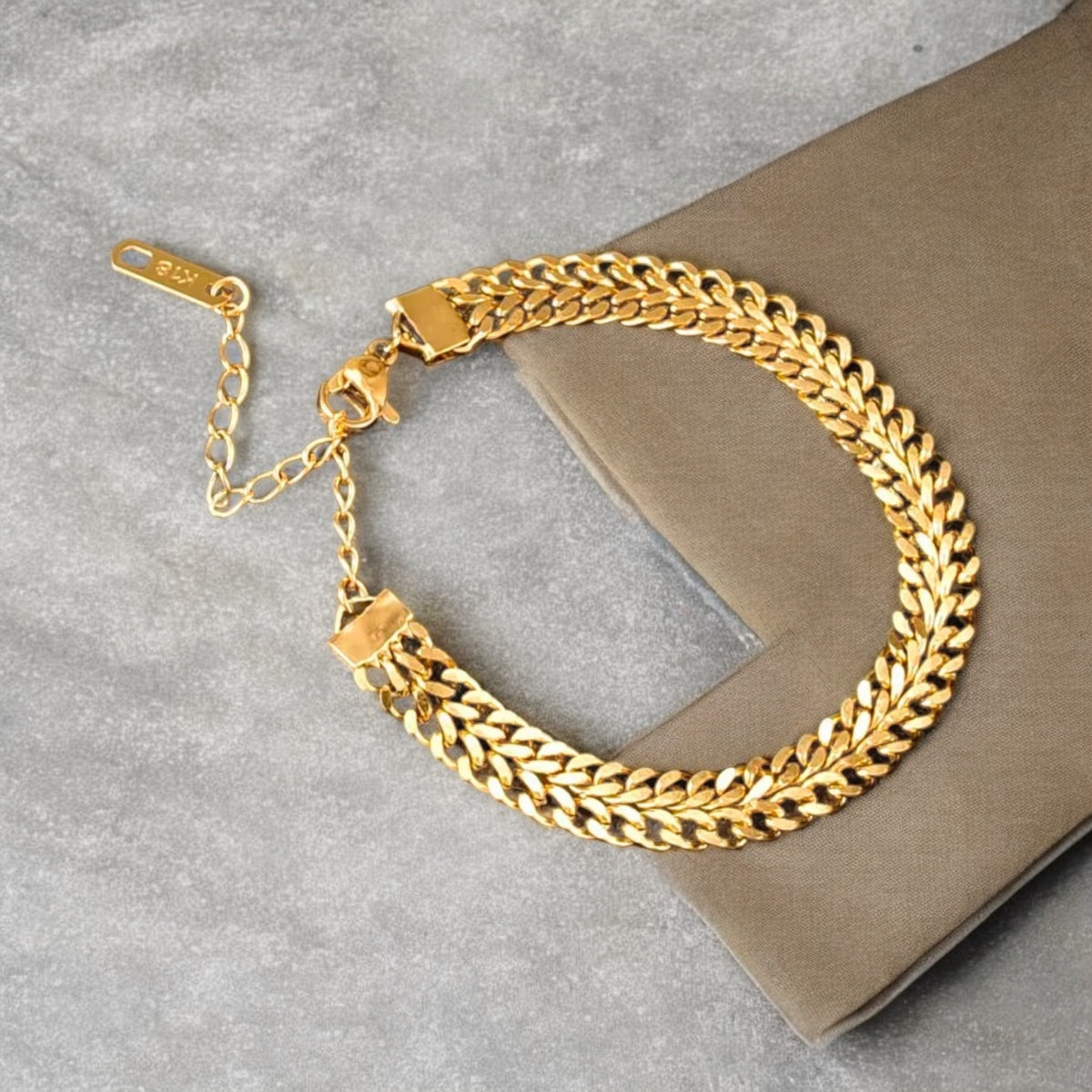 Dove | Gold Plated Bracelet