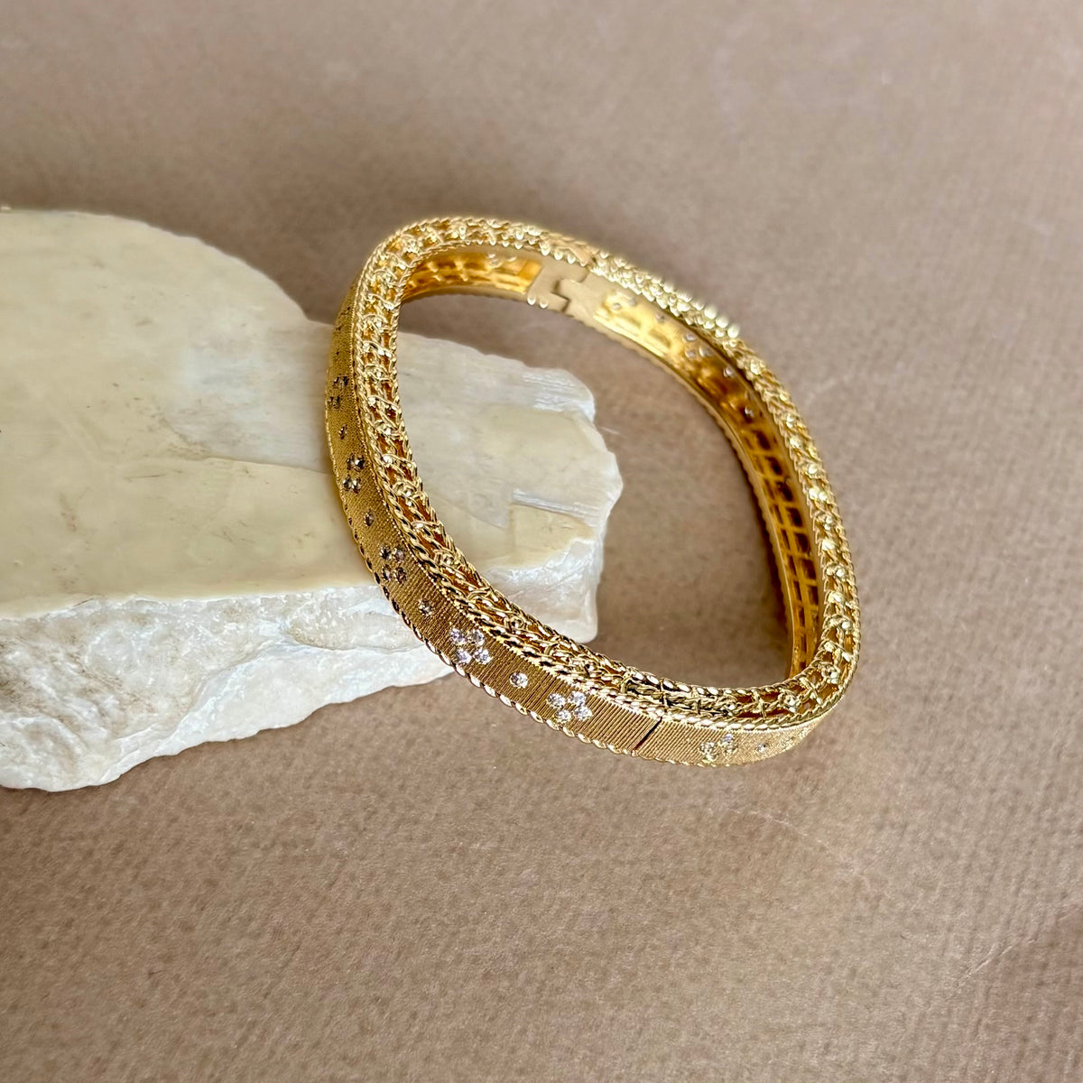 Lavorin 02 | Gold Plated Bangle