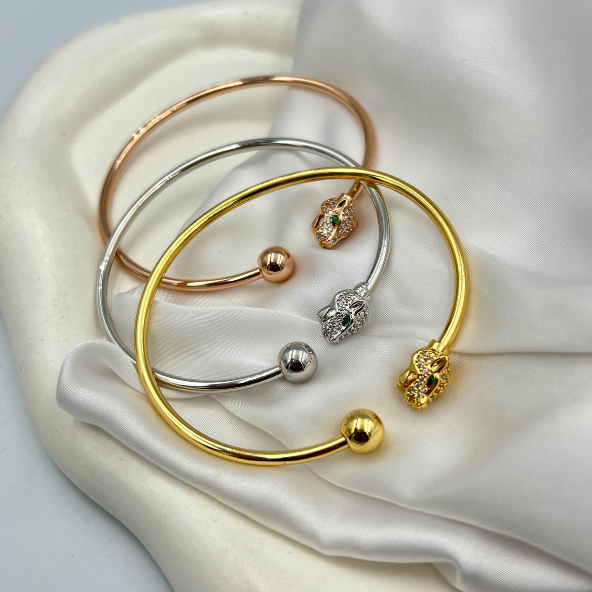 Triple Dew 05 | 24K Gold Plated [Set of 3 Bangles]