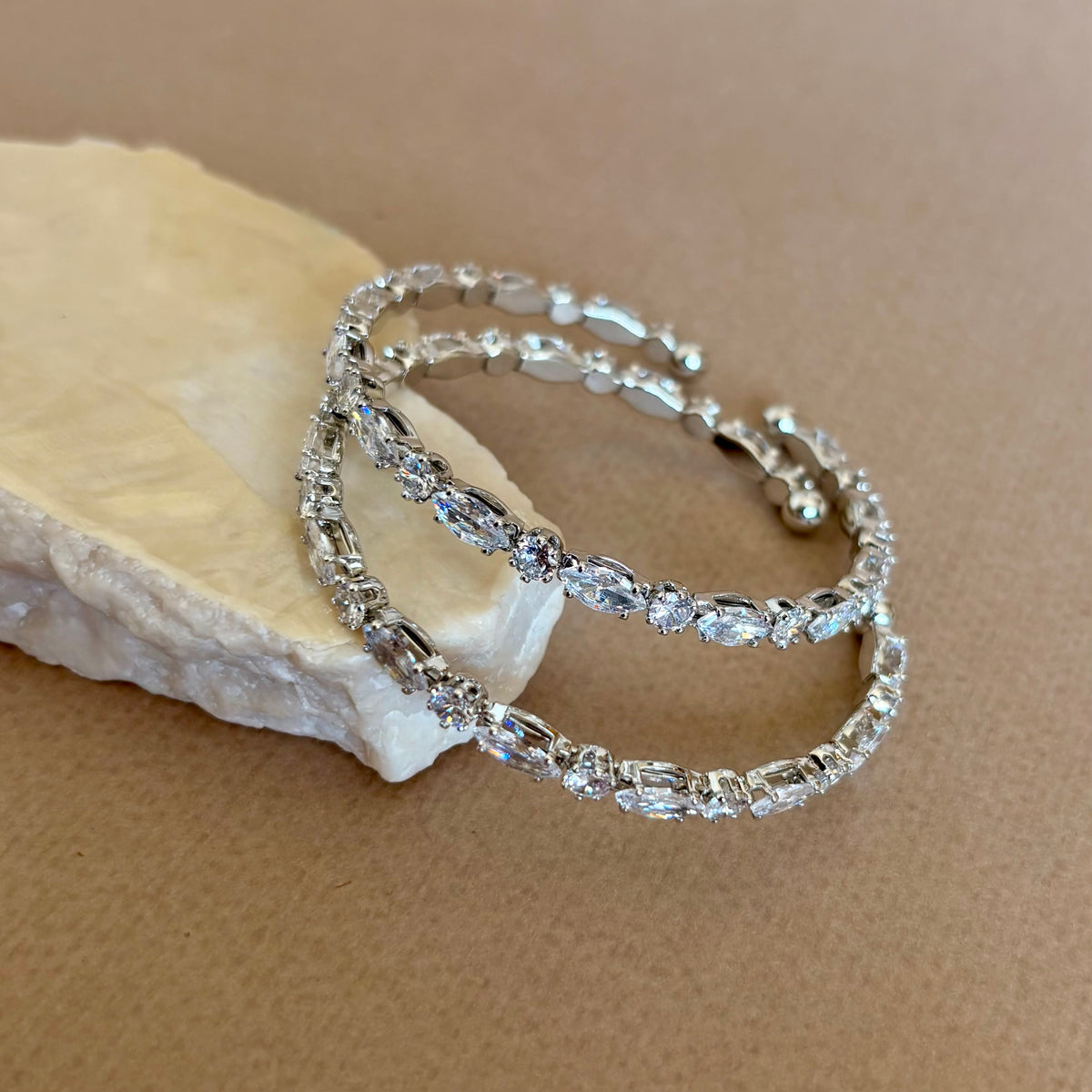 Sladder | White Gold Plated Bangle