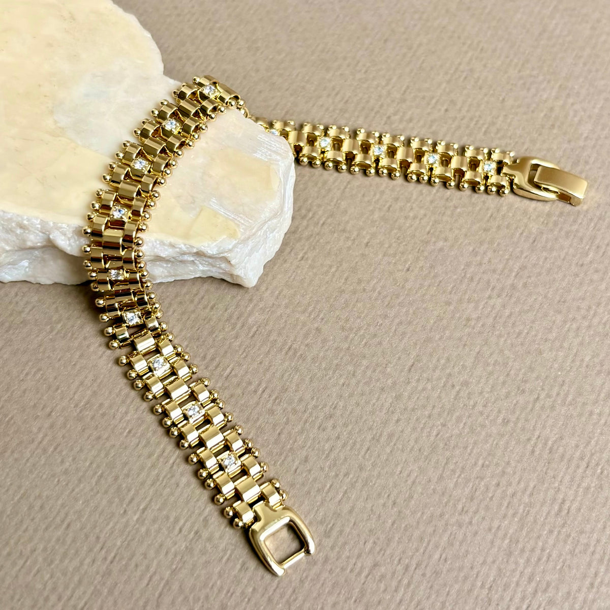Nuvell 02 | Gold Plated Bracelet