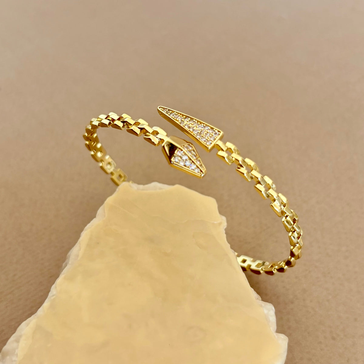 Snaky | Gold Plated Bangle