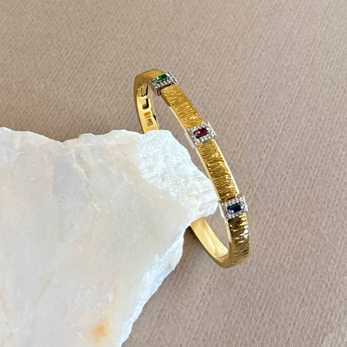 Javionne | Gold Plated Bangle