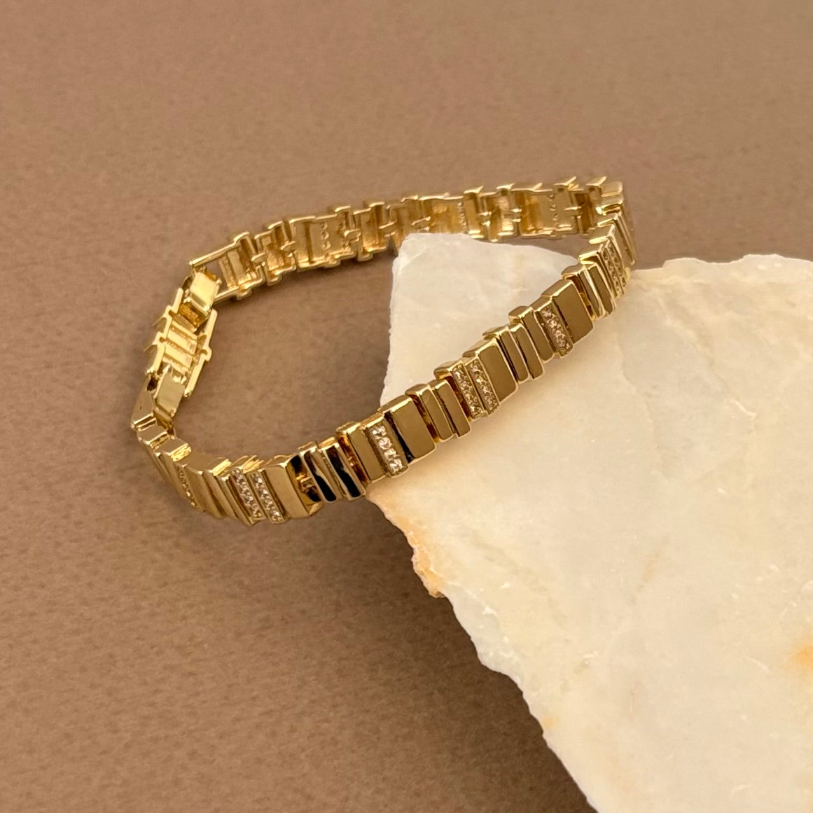 Yango 06 | Gold Plated Bracelet