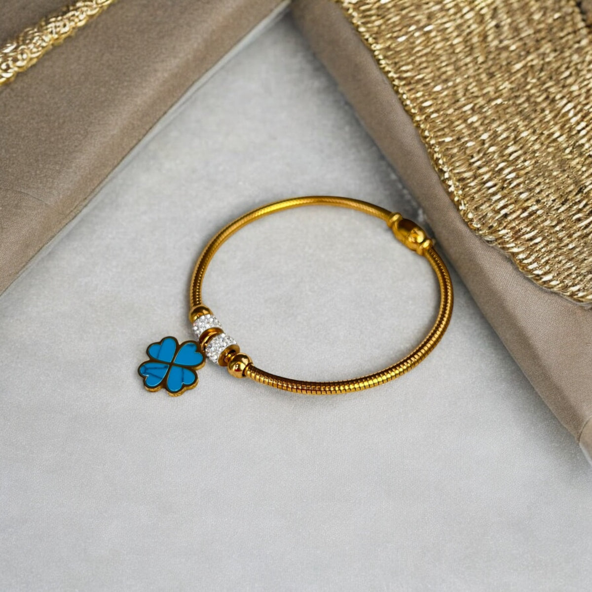 Razdora 02 | Gold Plated bracelet