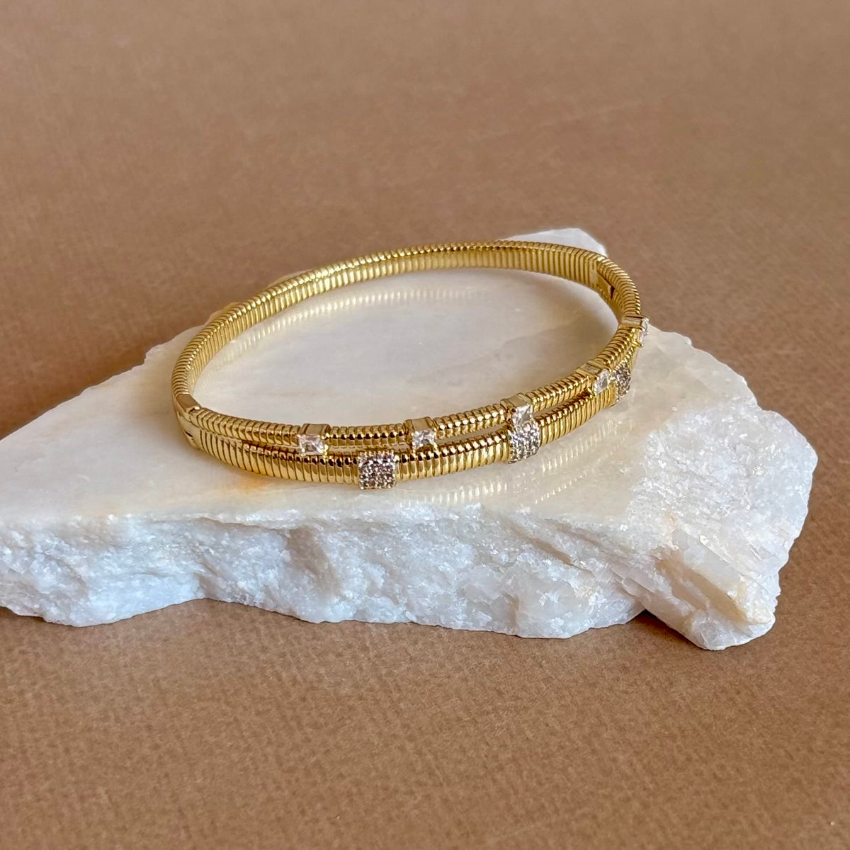 Solennea 02 | Gold Plated Bangle