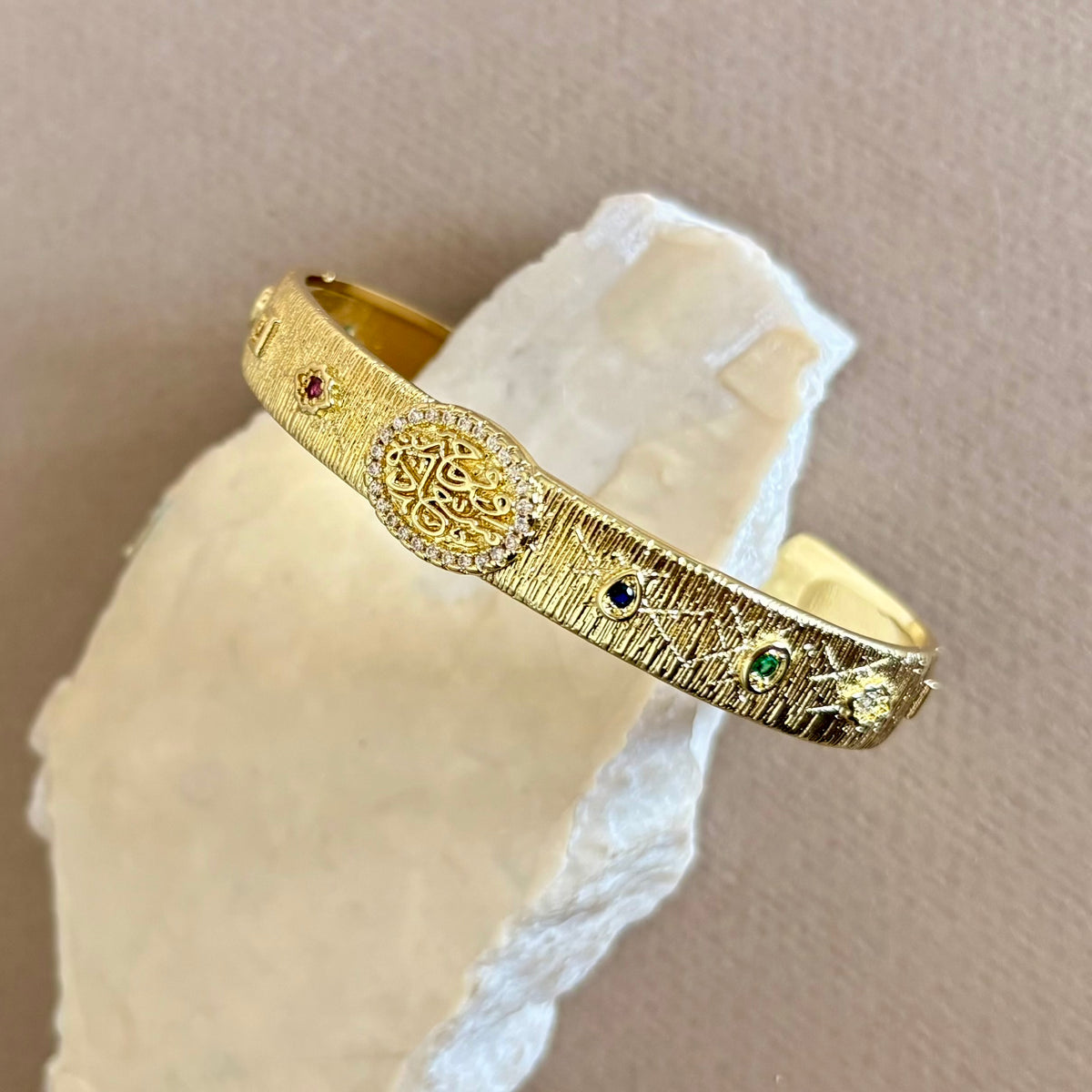 Farha & saada | Gold Plated Bangle
