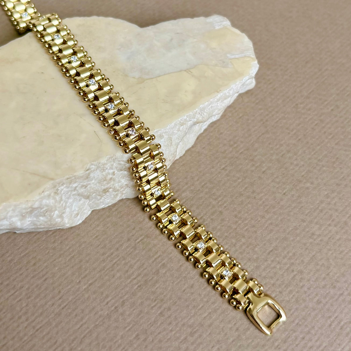 Nuvell 02 | Gold Plated Bracelet
