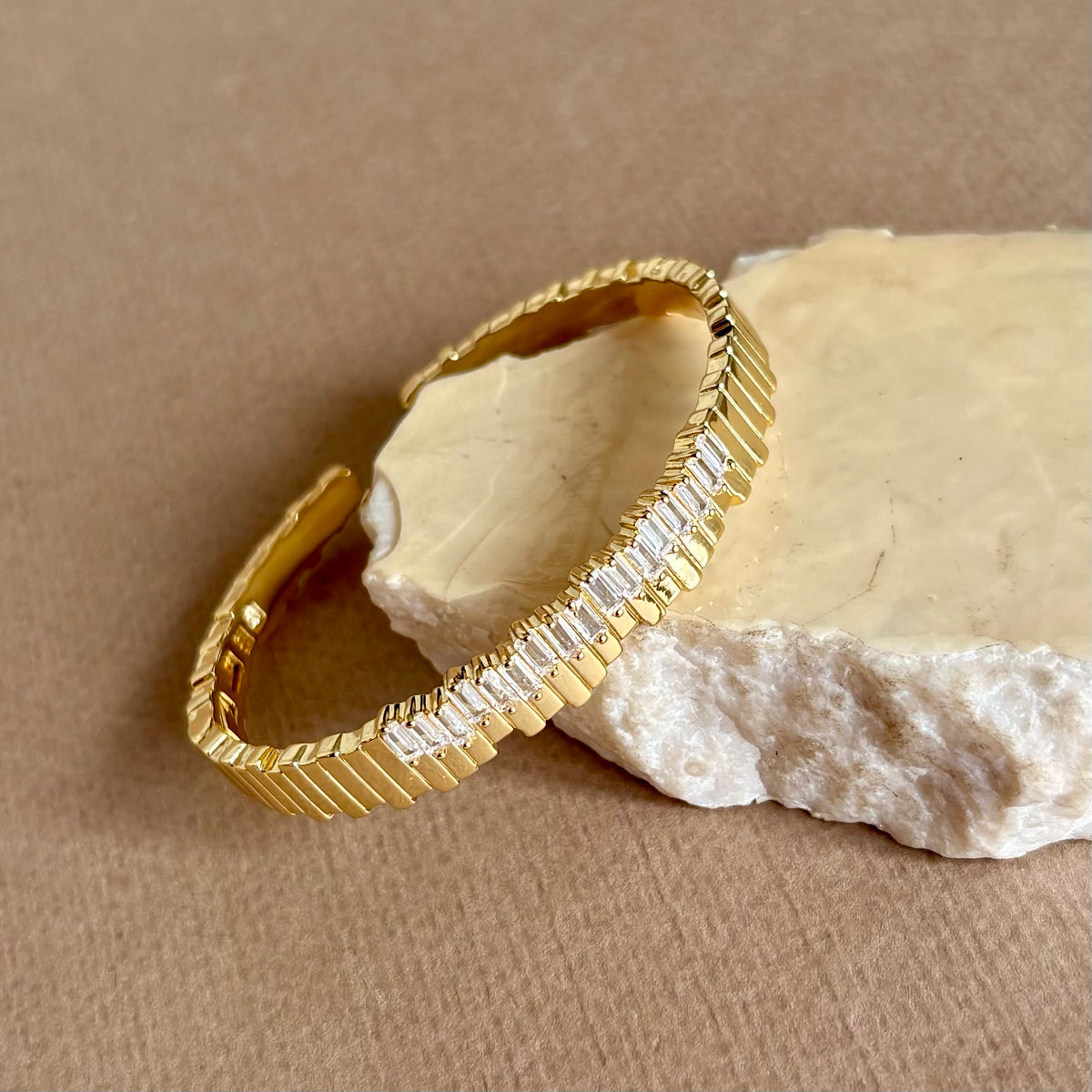 Girellea | Gold Plated Bangle