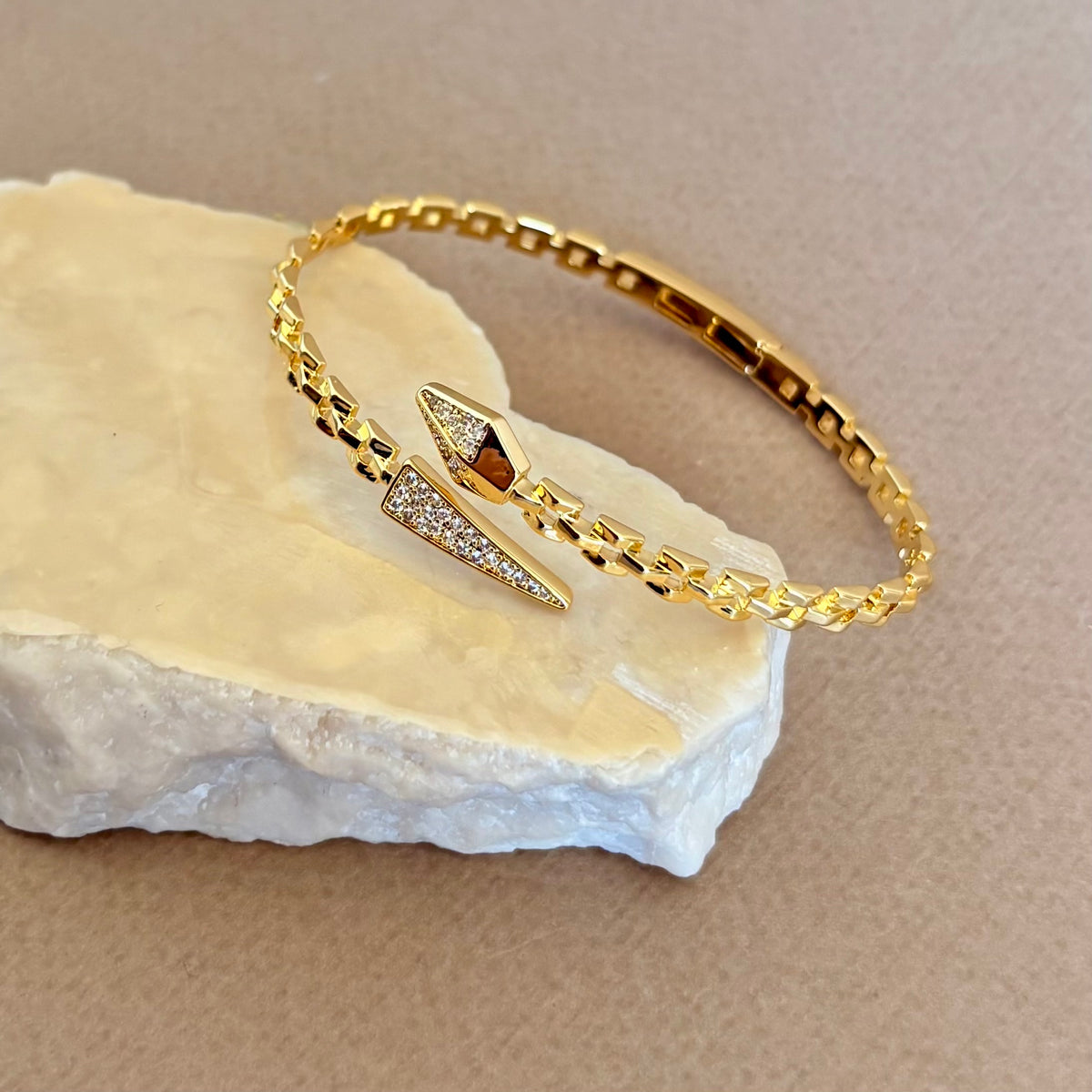 Snaky | Gold Plated Bangle