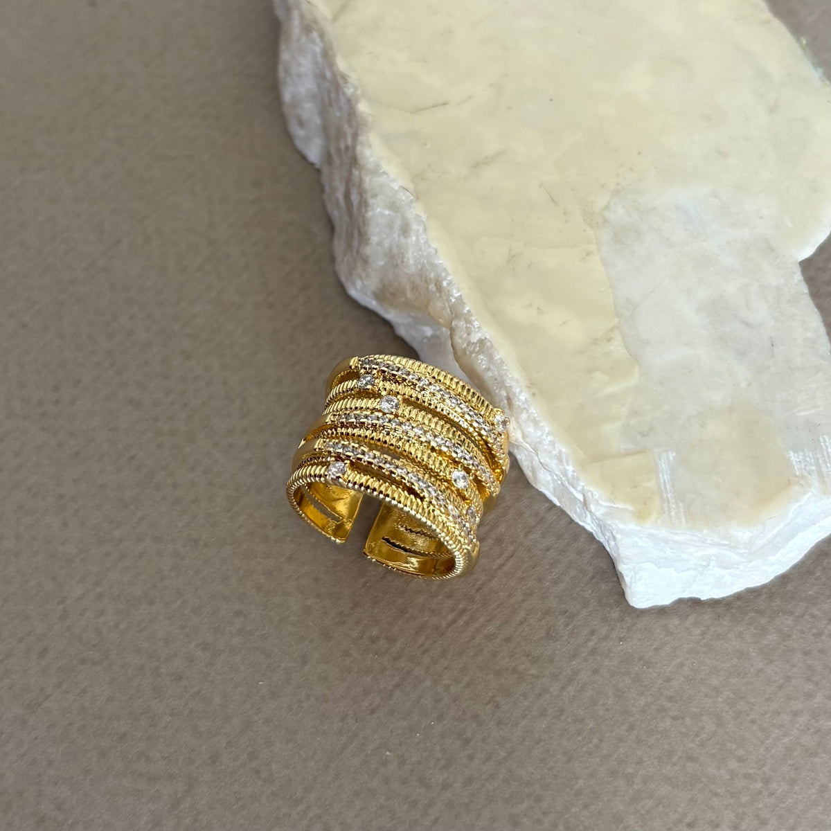 Cirevon | Gold Plated Ring