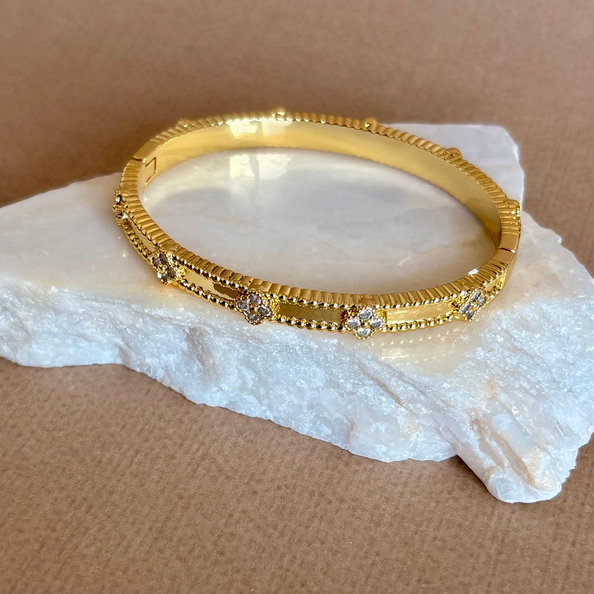Carnelian | Gold Plated Bangle
