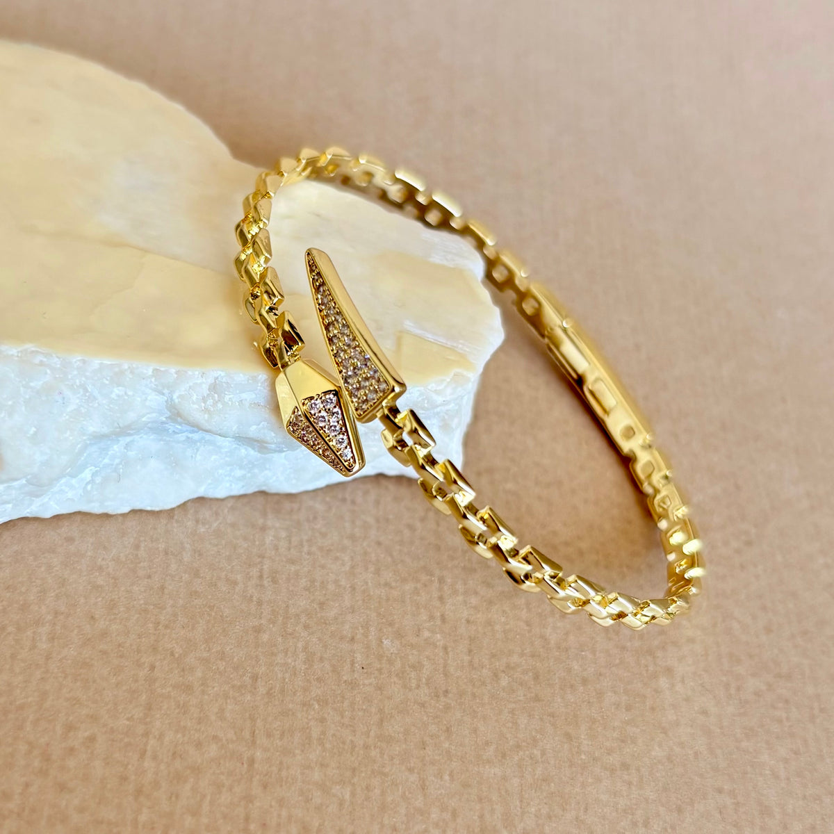 Snaky | Gold Plated Bangle