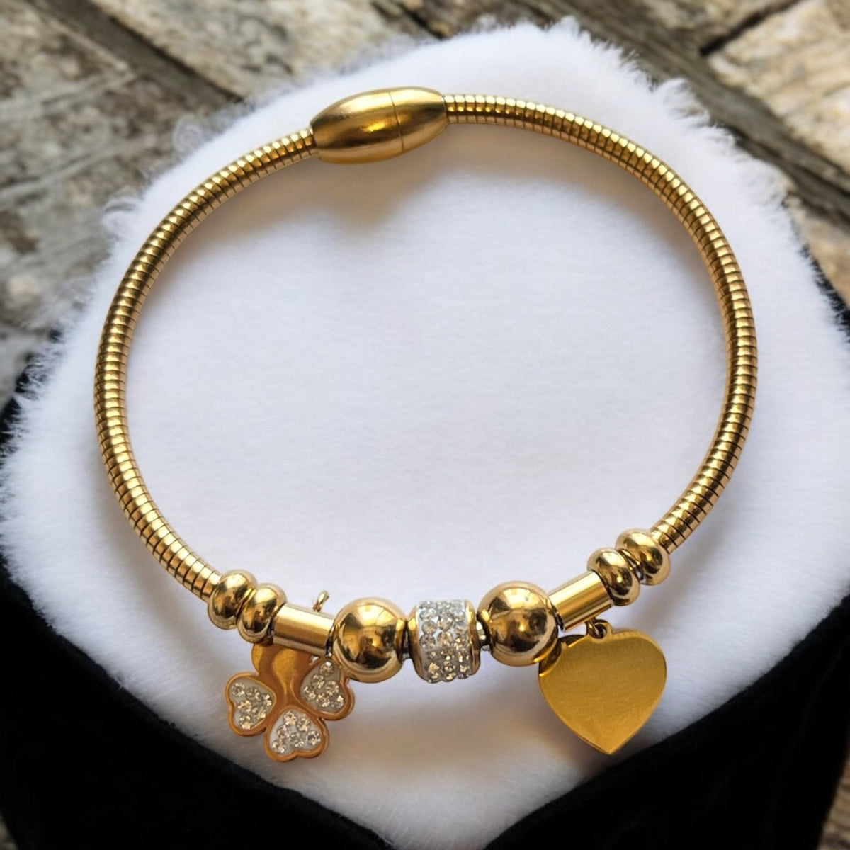 Razdora | 18K Gold Plated Bangle with Two Charms