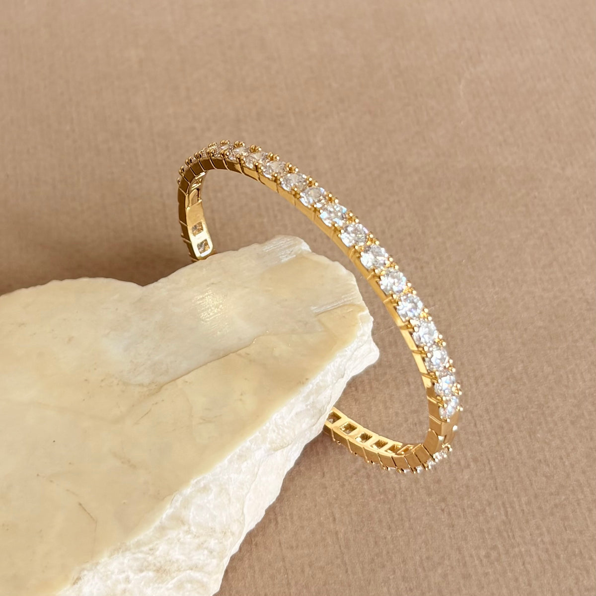 Essence 05 | GOLD Plated Bangle