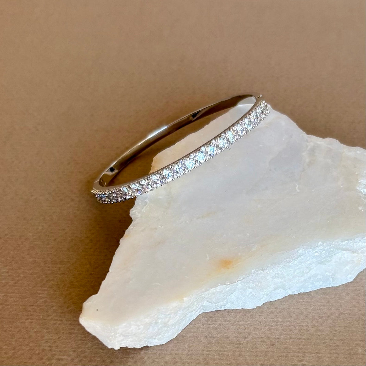 Essence 06 | Gold Plated Bangle