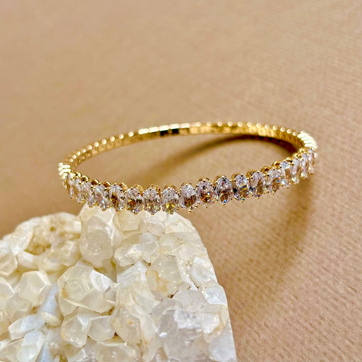 Belora | Gold Plated Bangle