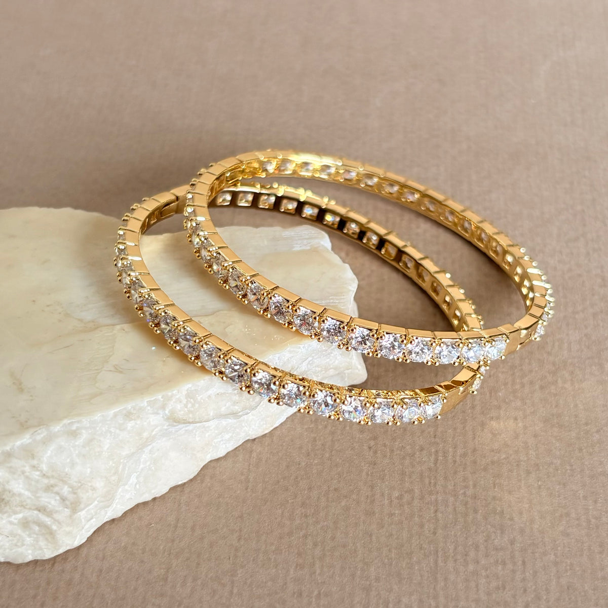 Essence 05 | GOLD Plated Bangle